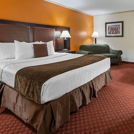 Baymont By Wyndham Lubbock-3